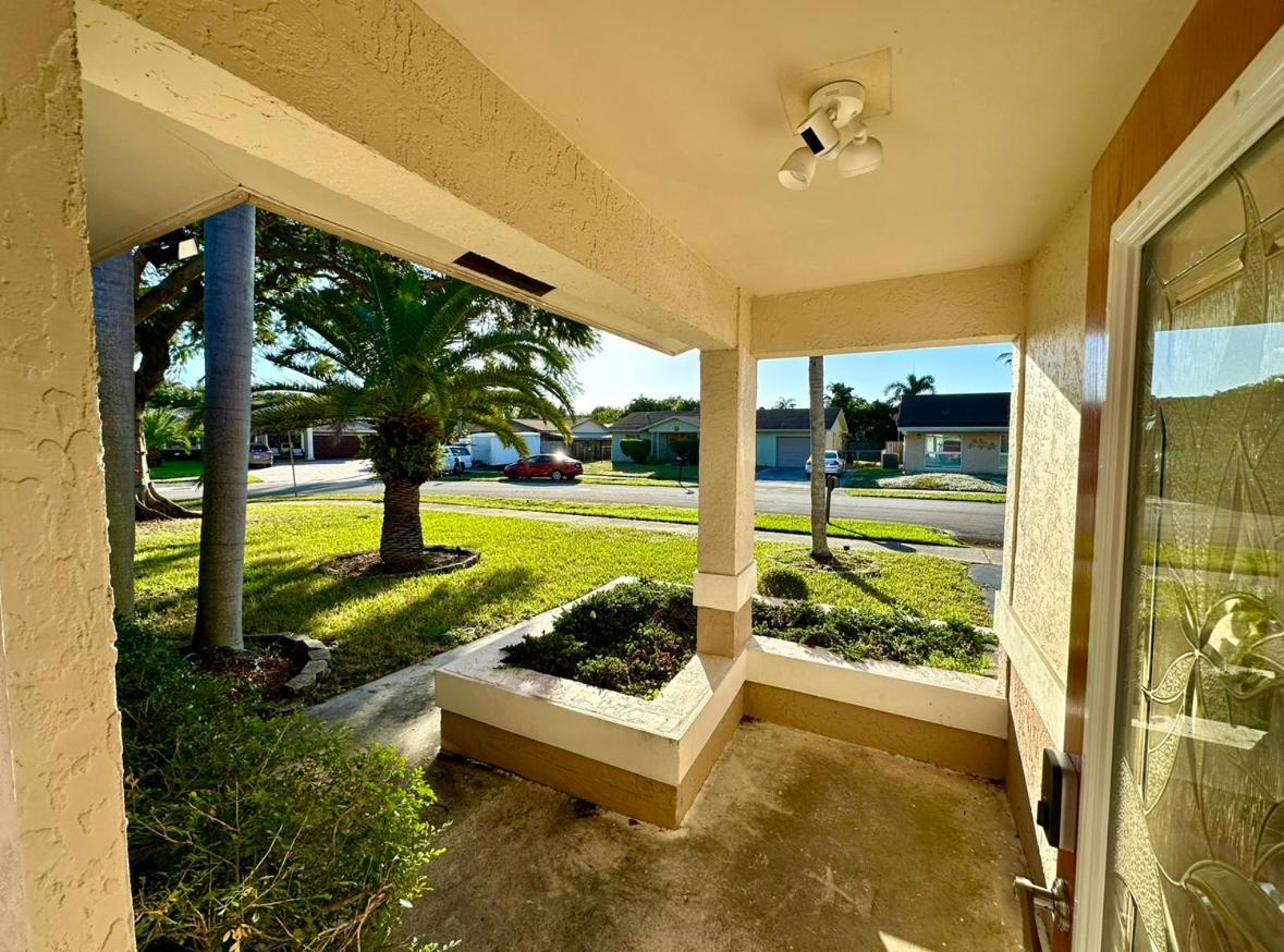 Fort Lauderdale Shangri La Villa Exterior photo